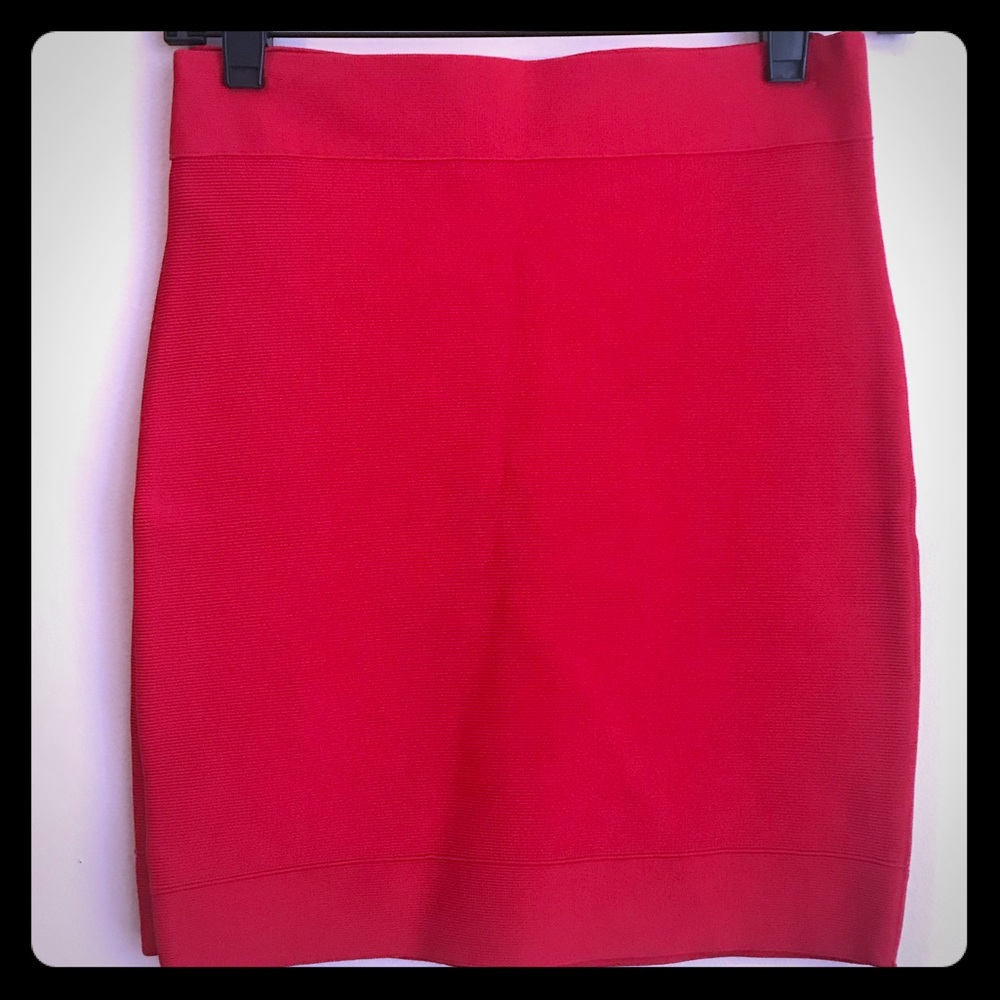 Bcbg red skirt